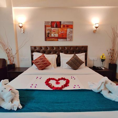 Hotel Misty Meadows Lonavla Zewnętrze zdjęcie
