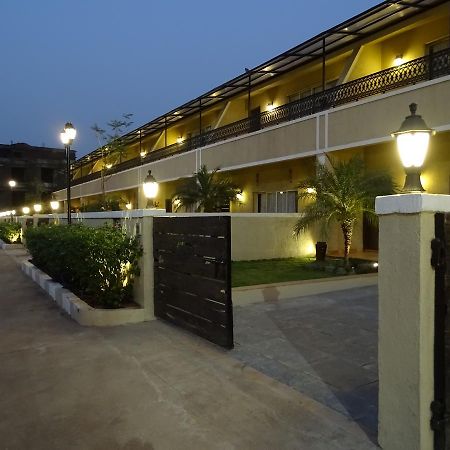 Hotel Misty Meadows Lonavla Zewnętrze zdjęcie