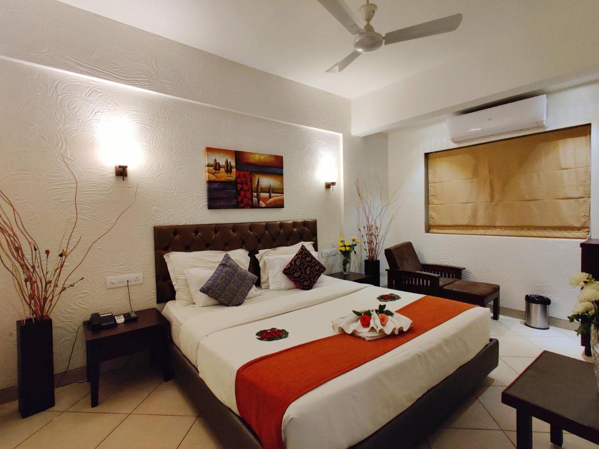 Hotel Misty Meadows Lonavla Zewnętrze zdjęcie
