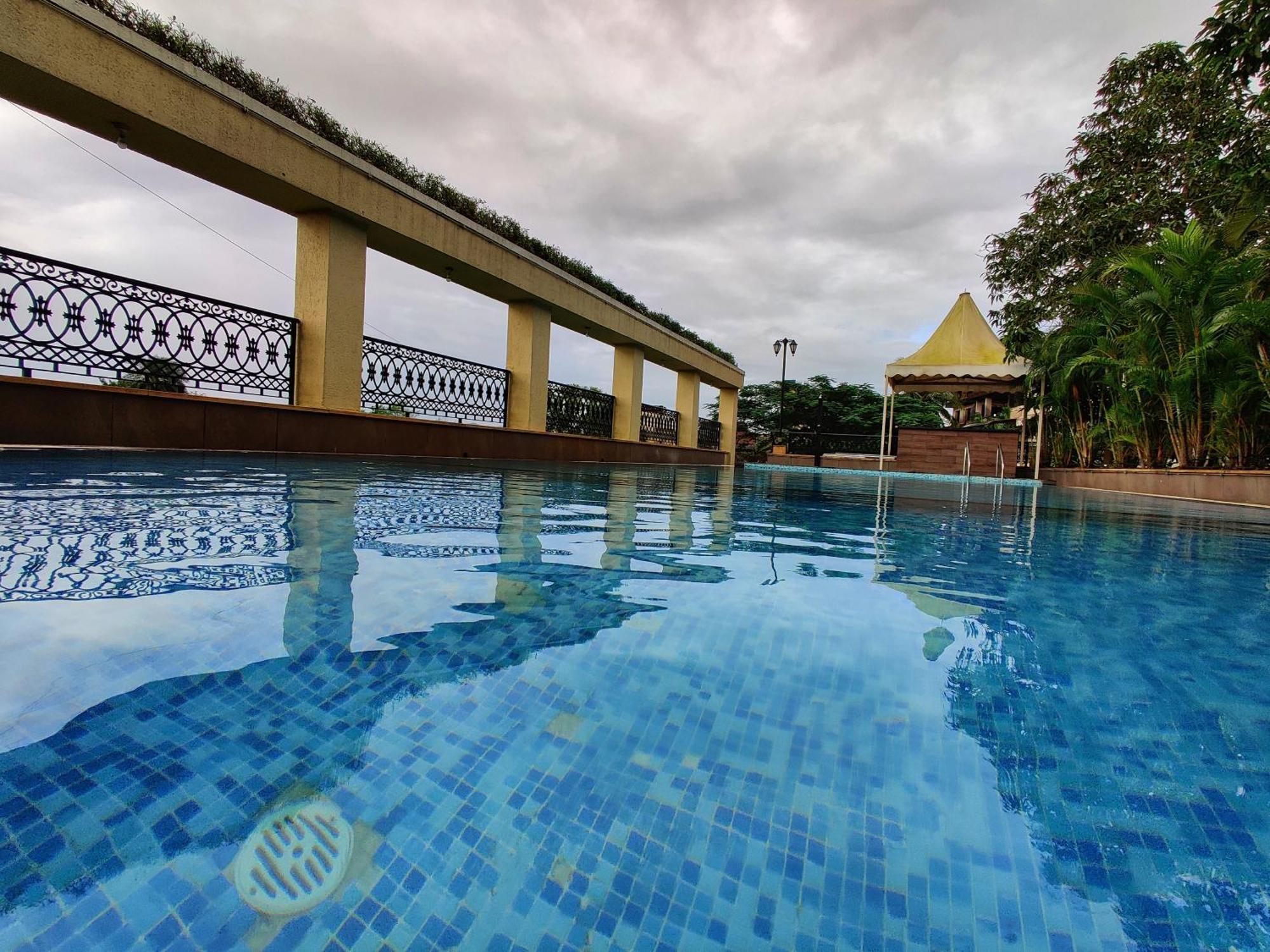 Hotel Misty Meadows Lonavla Zewnętrze zdjęcie