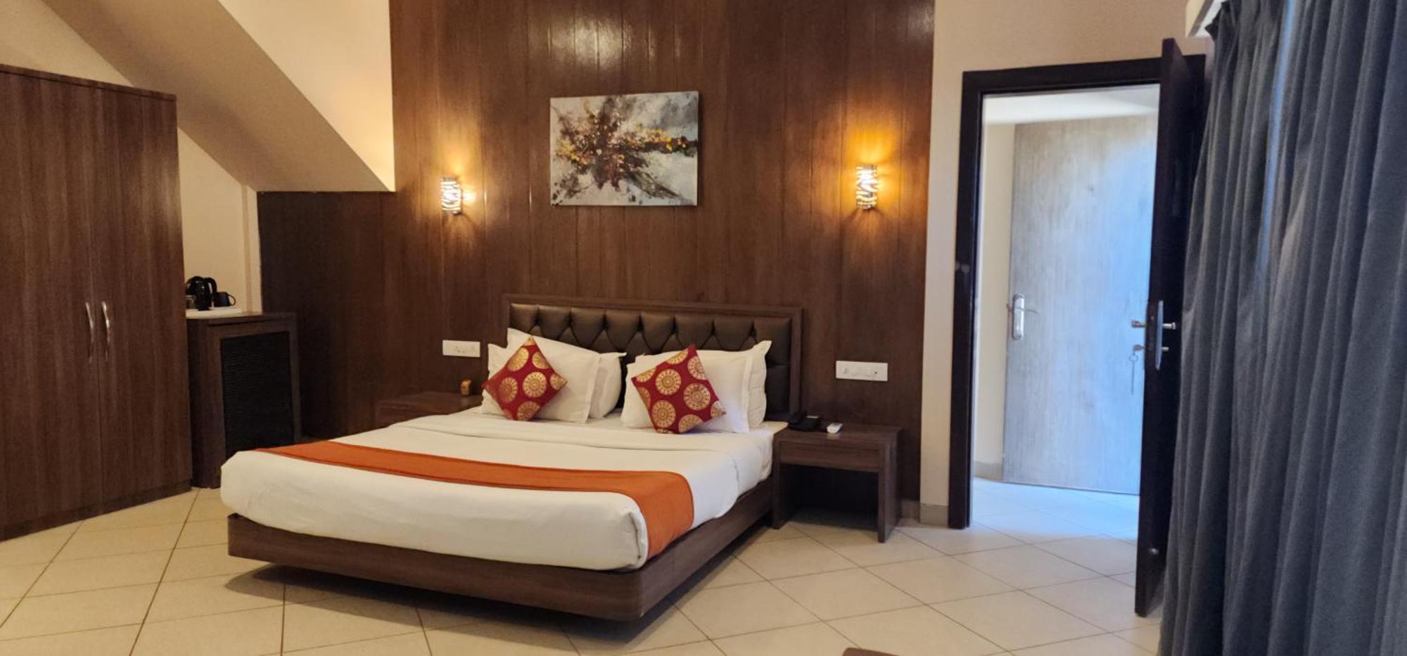 Hotel Misty Meadows Lonavla Zewnętrze zdjęcie