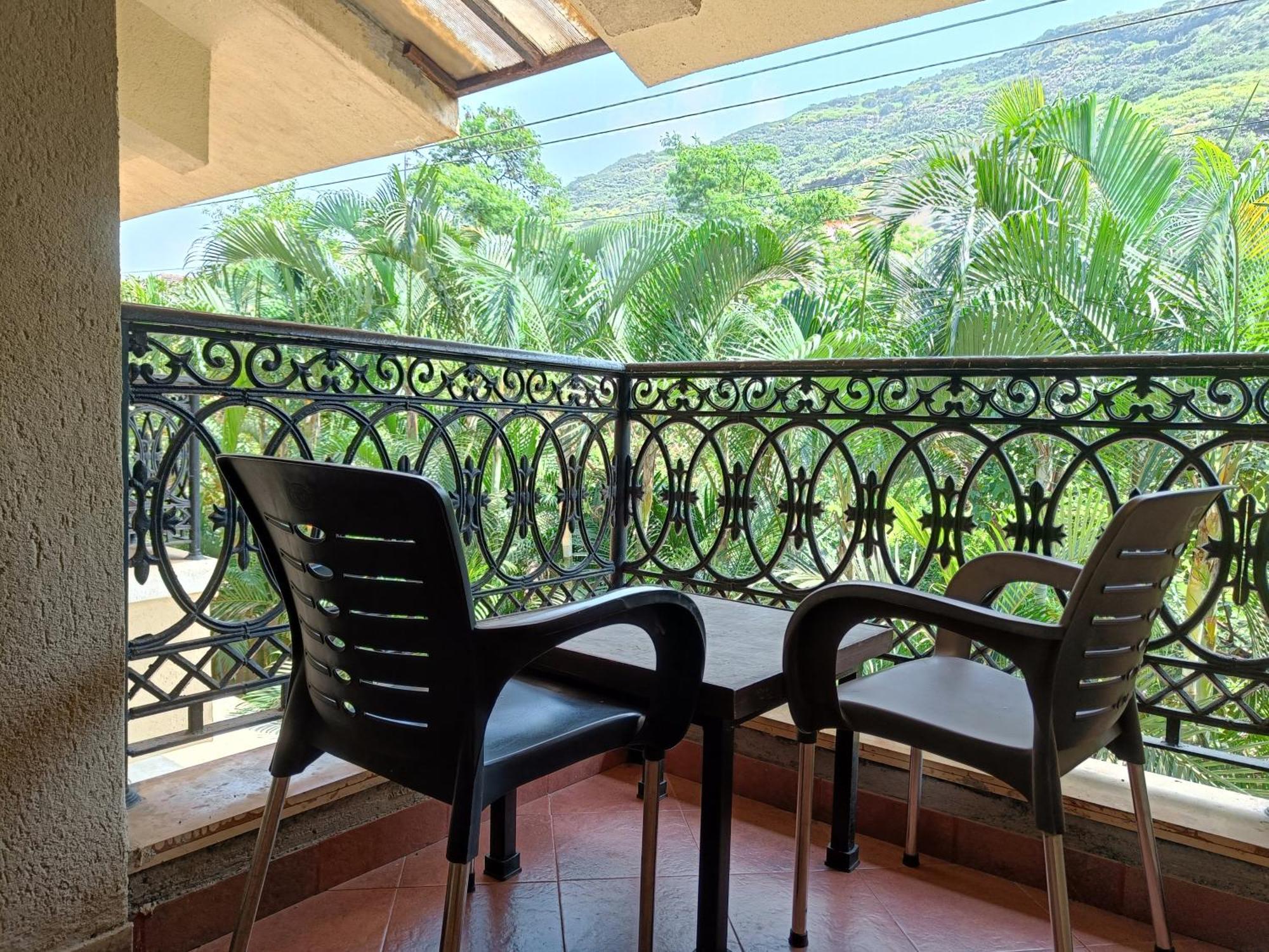 Hotel Misty Meadows Lonavla Zewnętrze zdjęcie