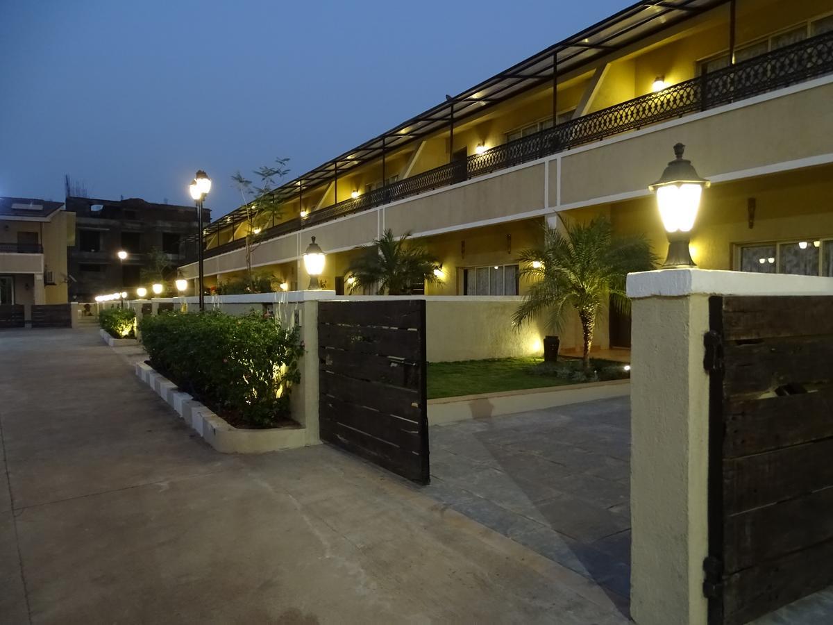 Hotel Misty Meadows Lonavla Zewnętrze zdjęcie